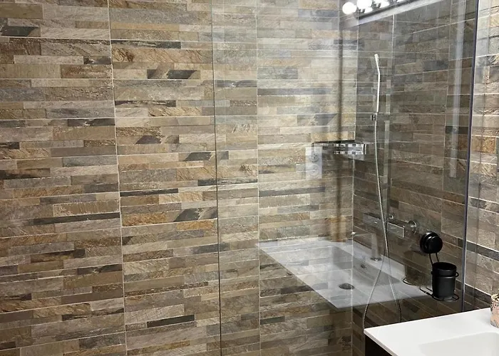 Zen Marina Vue - Design Chic דירה דוביל